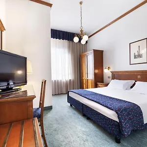 Palace Centro Otel Bolonya